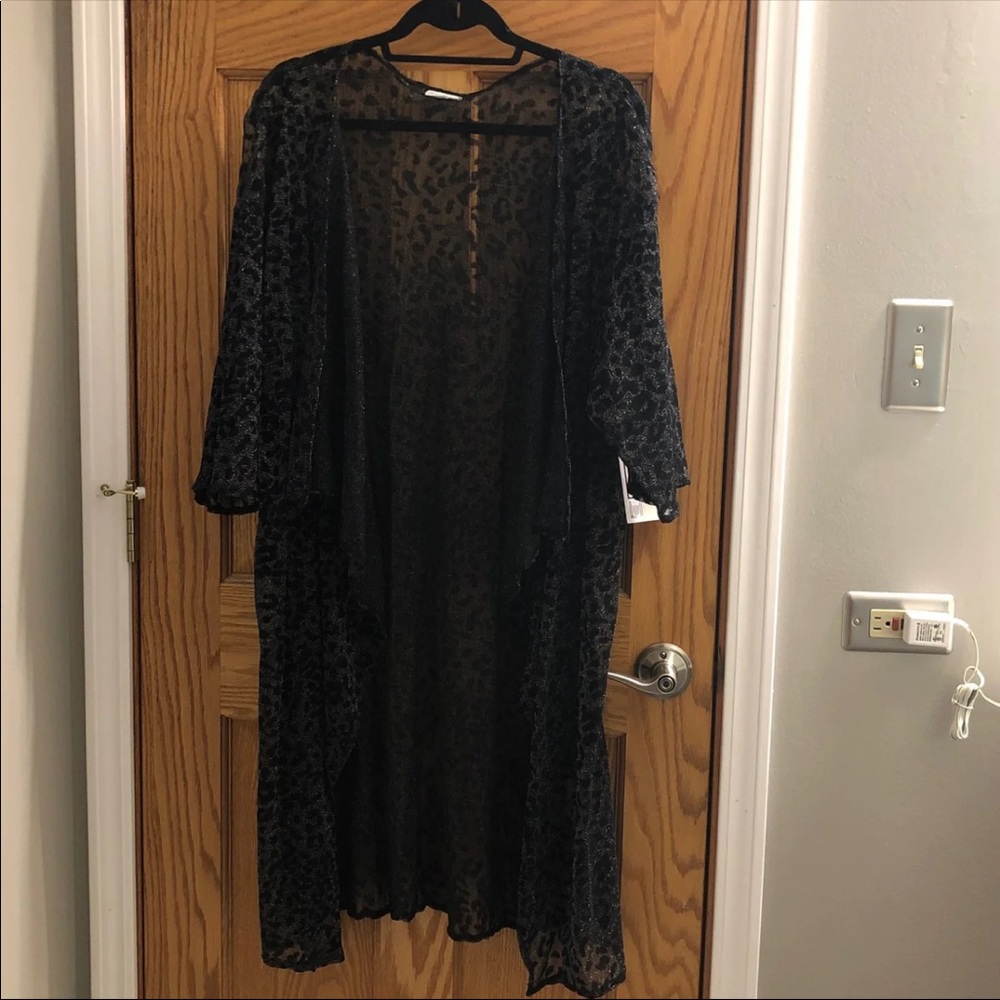 Lularoe elegant cheetah Shirley